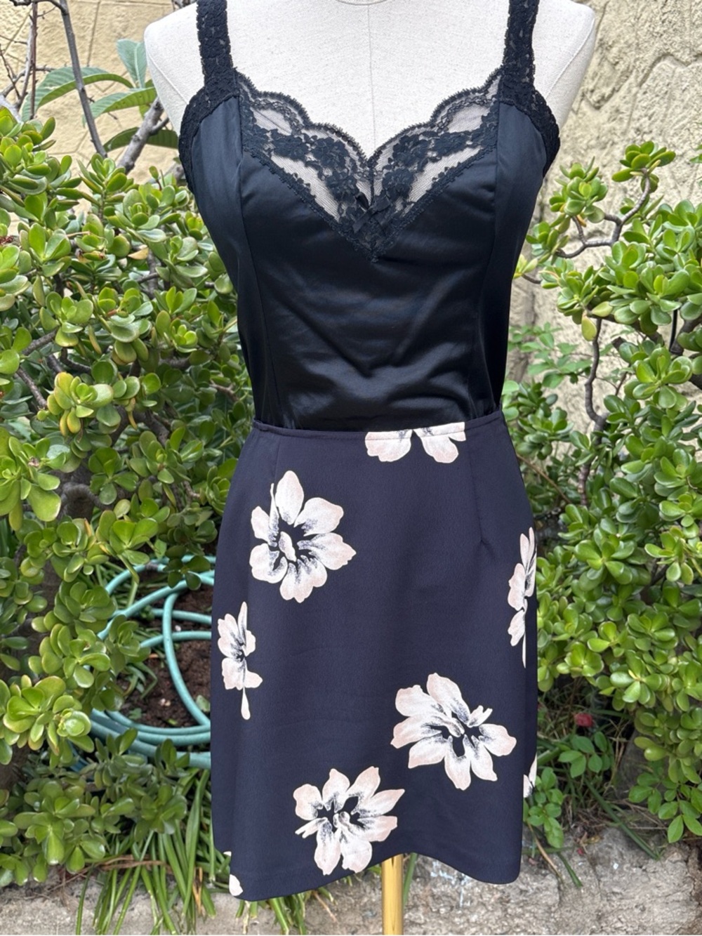 VTG Y2K Black Floral Mini Skirt
